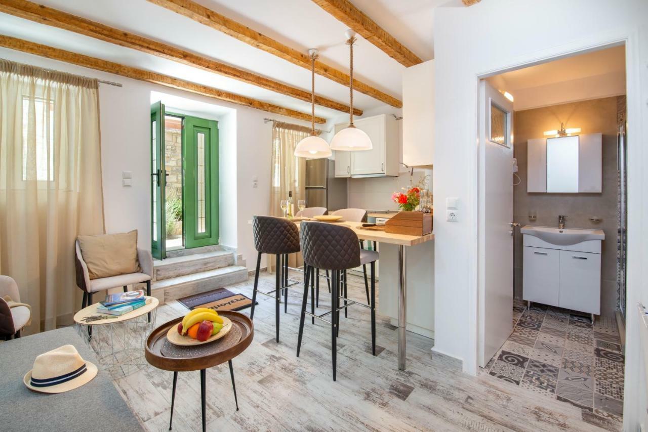 Loggos Couple Suite By Konnect Longós Exteriér fotografie