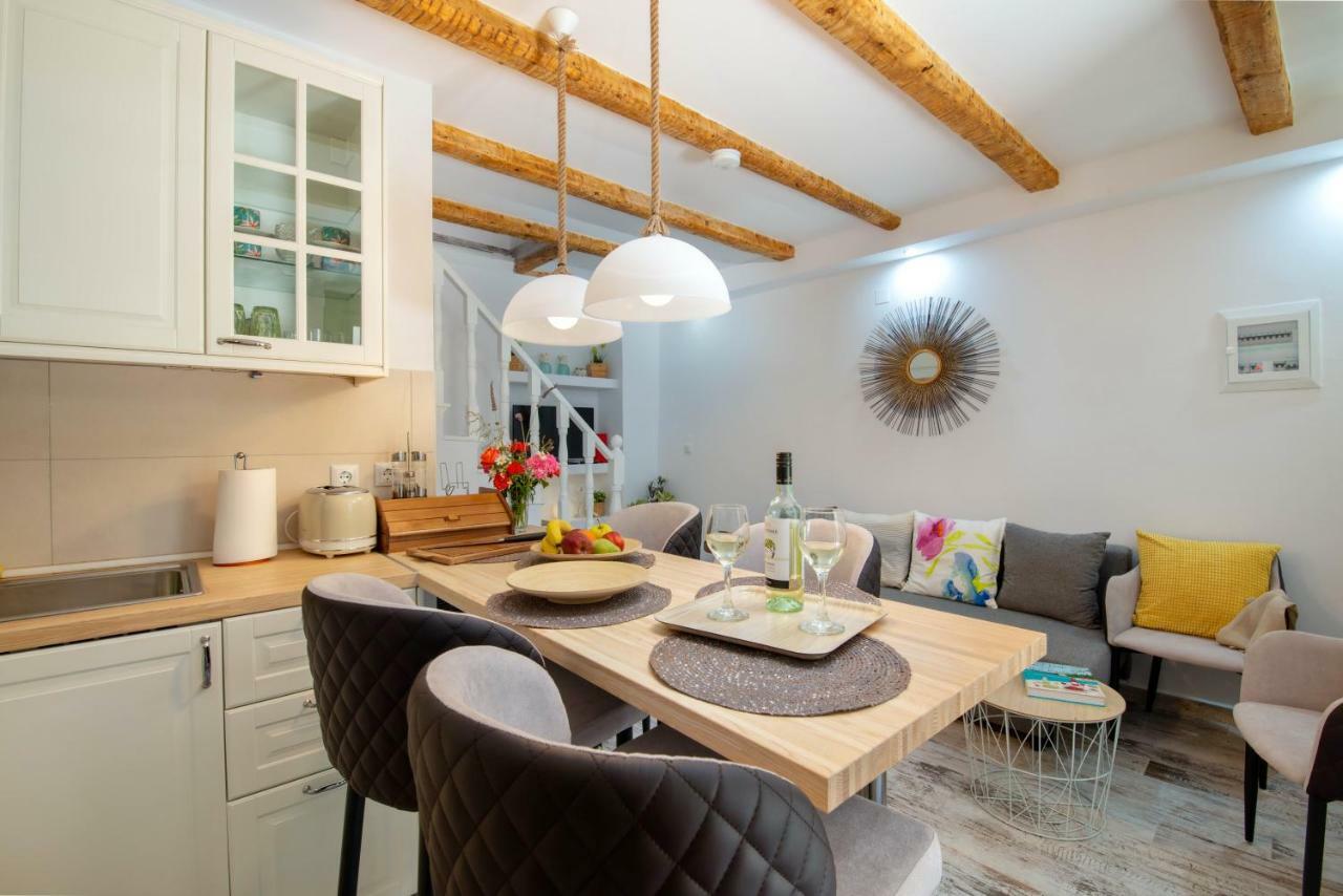Loggos Couple Suite By Konnect Longós Exteriér fotografie